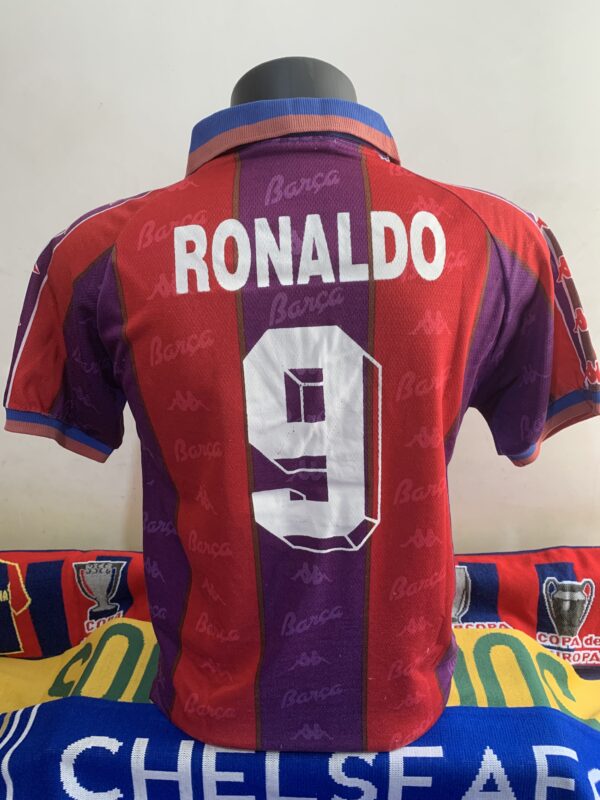 Barcelona 1995/97 Home Kappa #9 Ronaldo ( P ) - Image 2